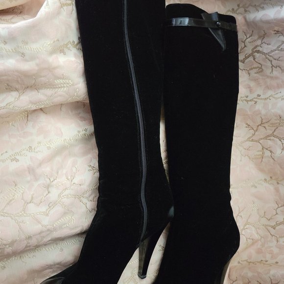 Chanel Black Velvet High Heel Boots - Picture 4 of 9